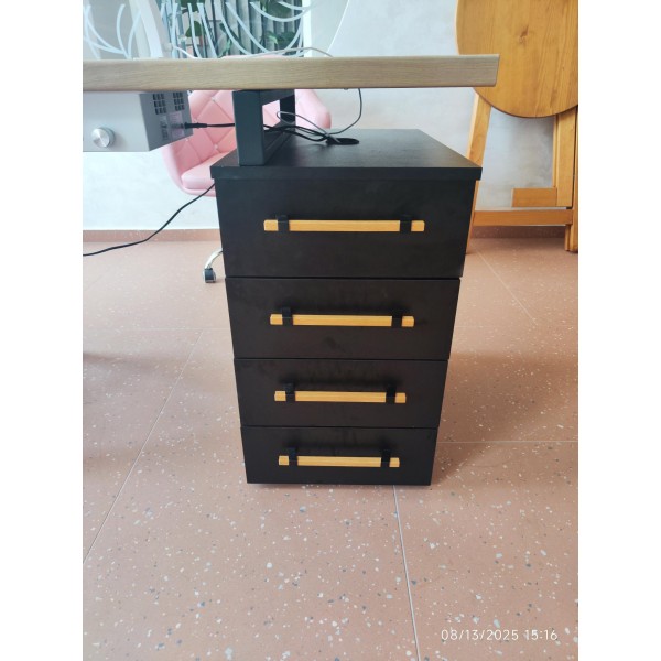 Manikűr asztal Doppio - kiállítási darab