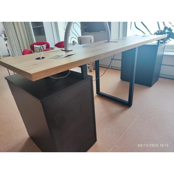 Manikűr asztal Doppio - kiállítási darab