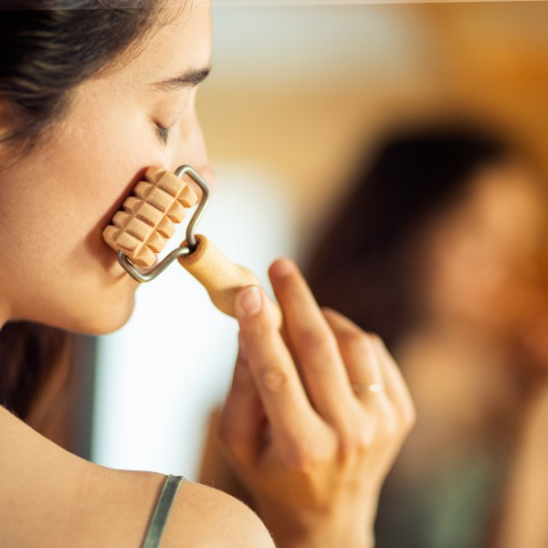 Fa görgőkészlet arcfiatalításhoz