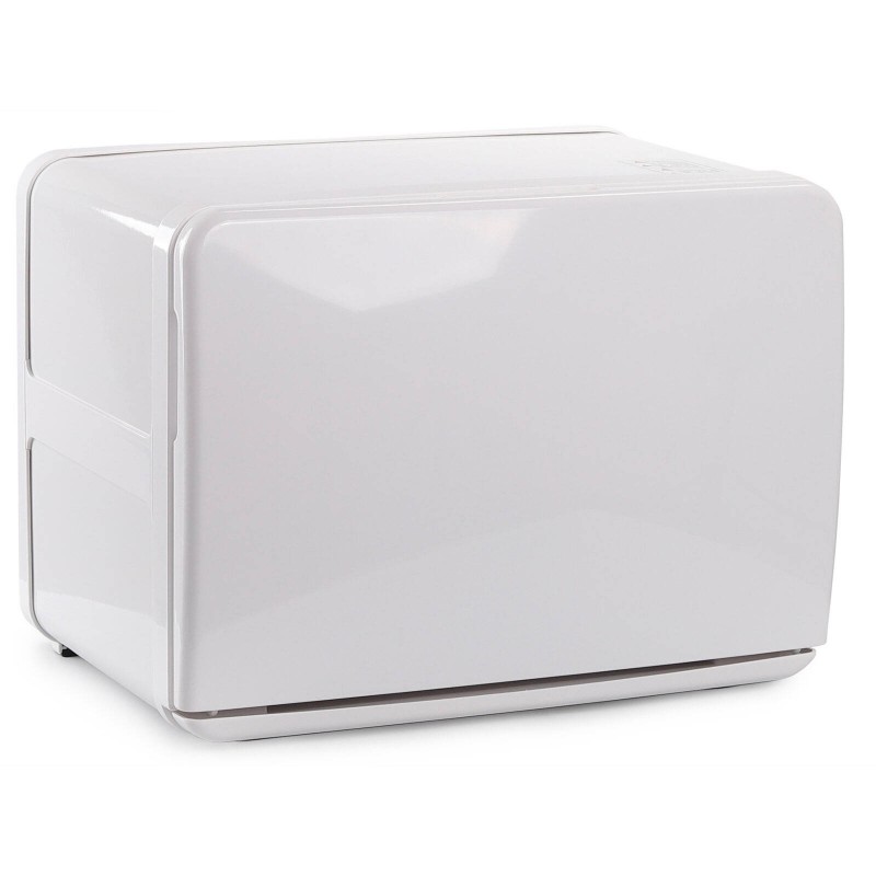 minimalista fehér ház