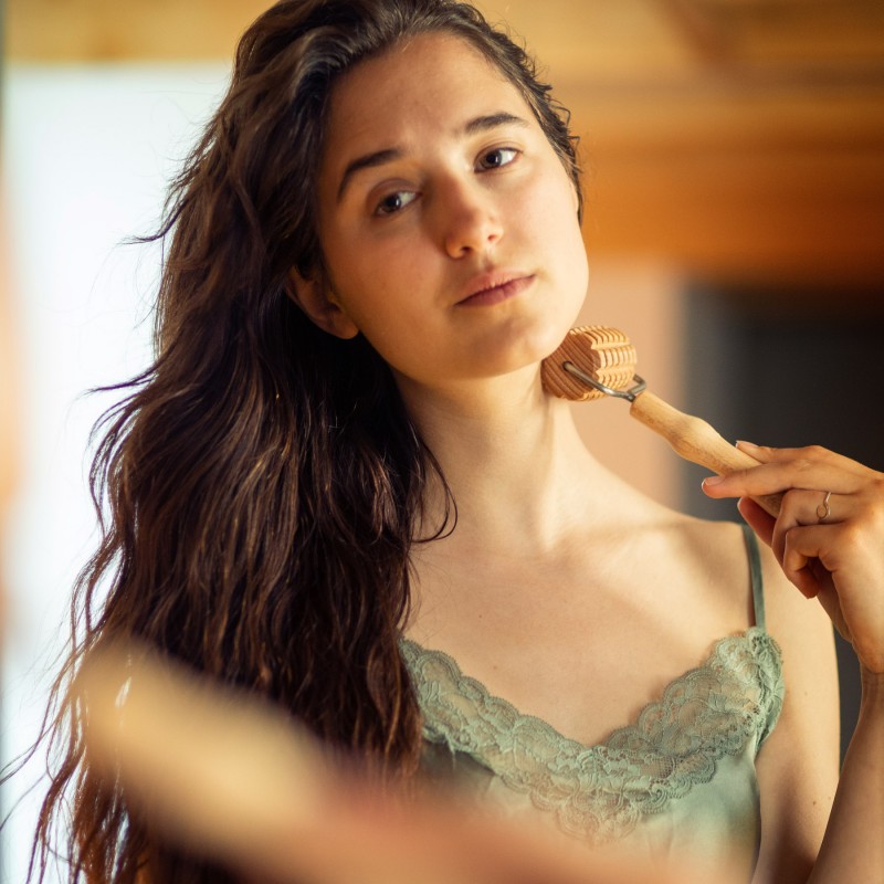 Fa görgőkészlet arcfiatalításhoz