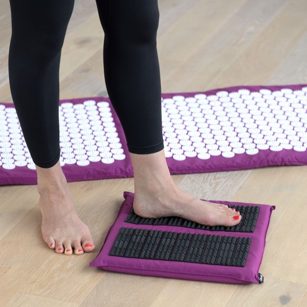 Akupresszúrás lábszőnyeg VITAL szúrós 35x35